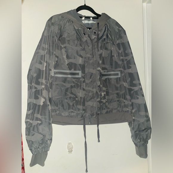 BLANC NOIR | Women’s XL | Gray Camo | Jacket | Athletic | Casual - Picture 2 of 15